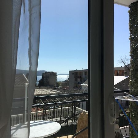 Nicholas Apartment Херцег Нови Екстериор снимка