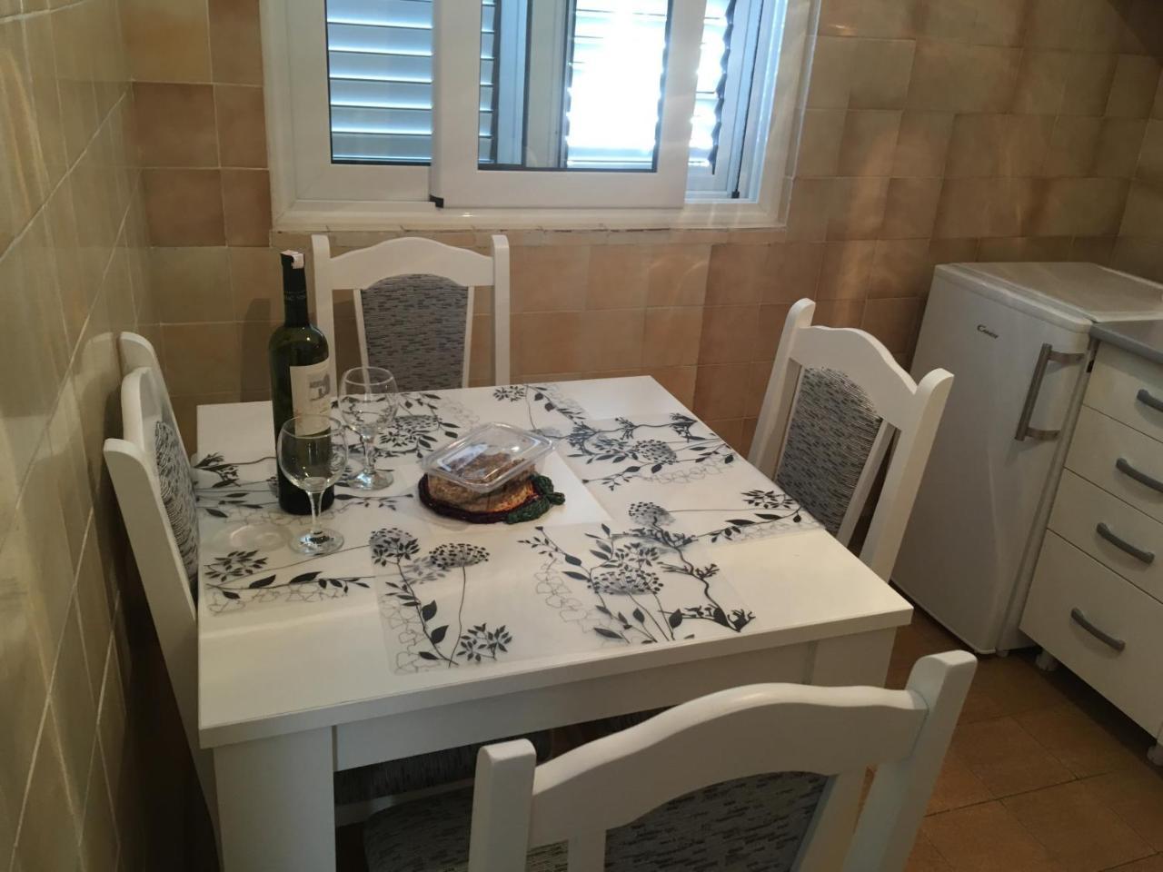 Nicholas Apartment Херцег Нови Екстериор снимка